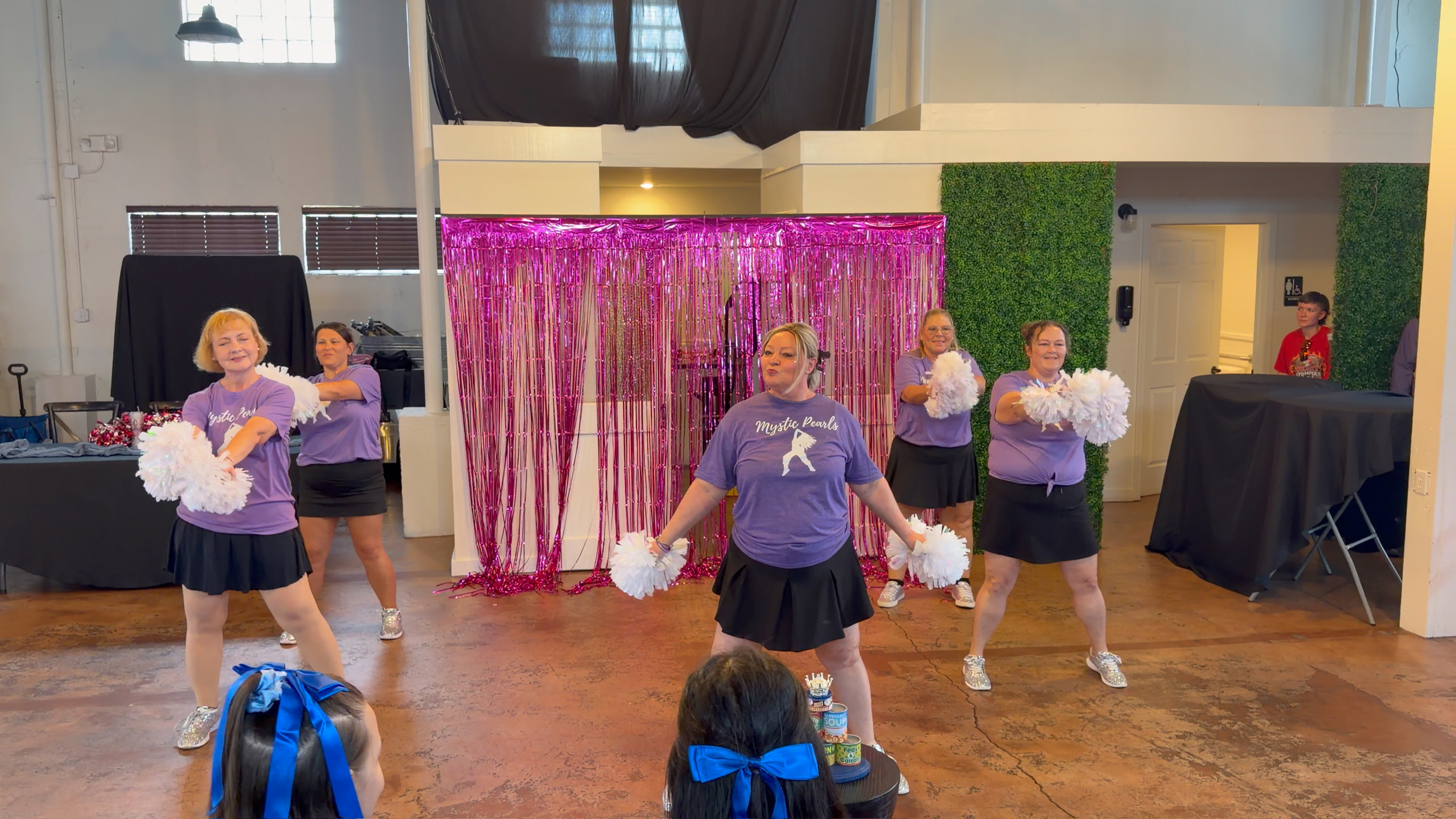 Mystic Pearls performance